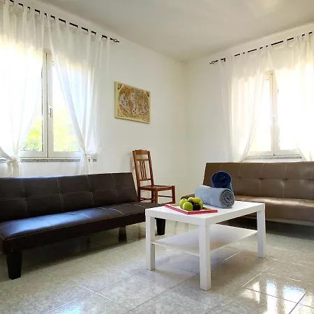 Homey Experience - Country Garden & Seaview *