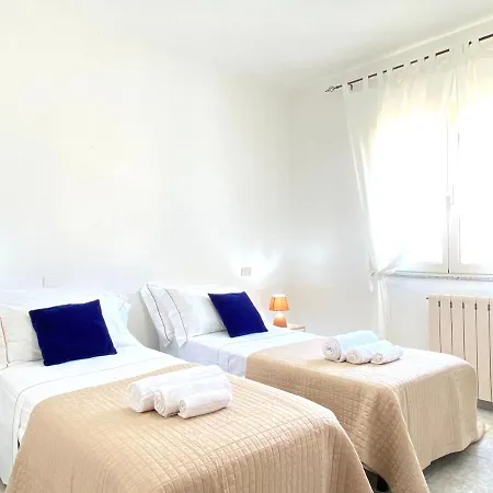 Homey Experience - Country Garden & Seaview Golfo Aranci